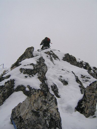 Aiguille Grive (36).jpg - Ils sont partis du relais, c'est notre tour.